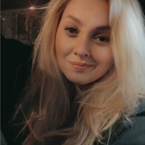 Meet your Posher(s), CalnDrea! And now just Drea ;) - Picture 5 of 16